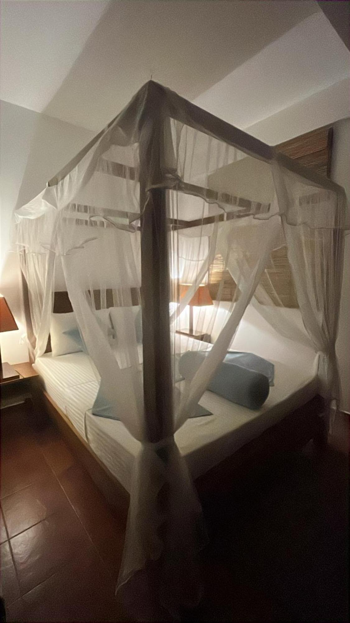 Beach Club Apartments Индурува Экстерьер фото